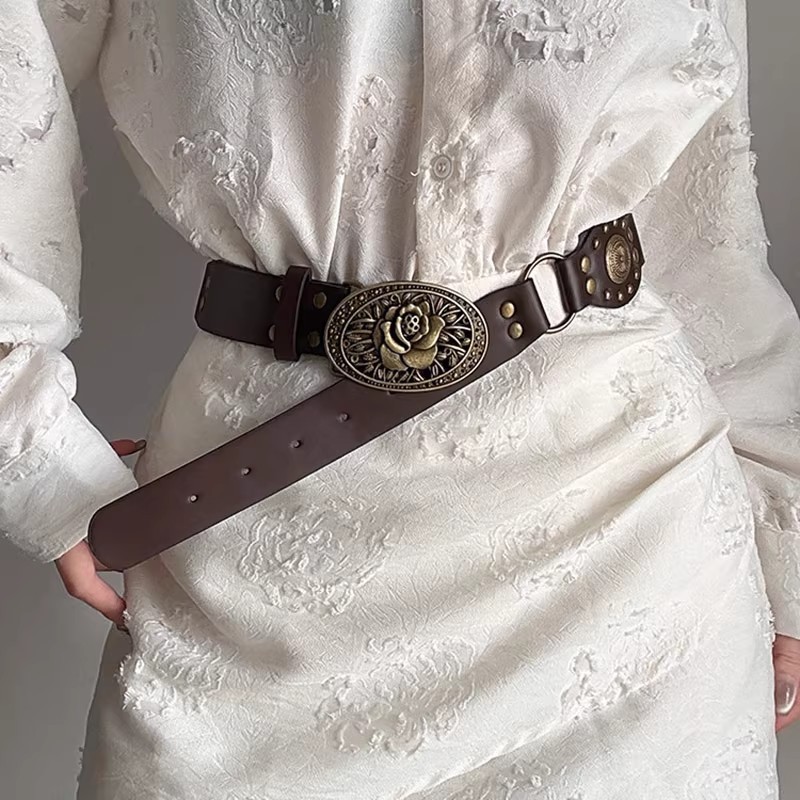 Women's belt 2025 new high-end dress pairing, jeans with riveted edges, niche accessory, wasteland style belt trend