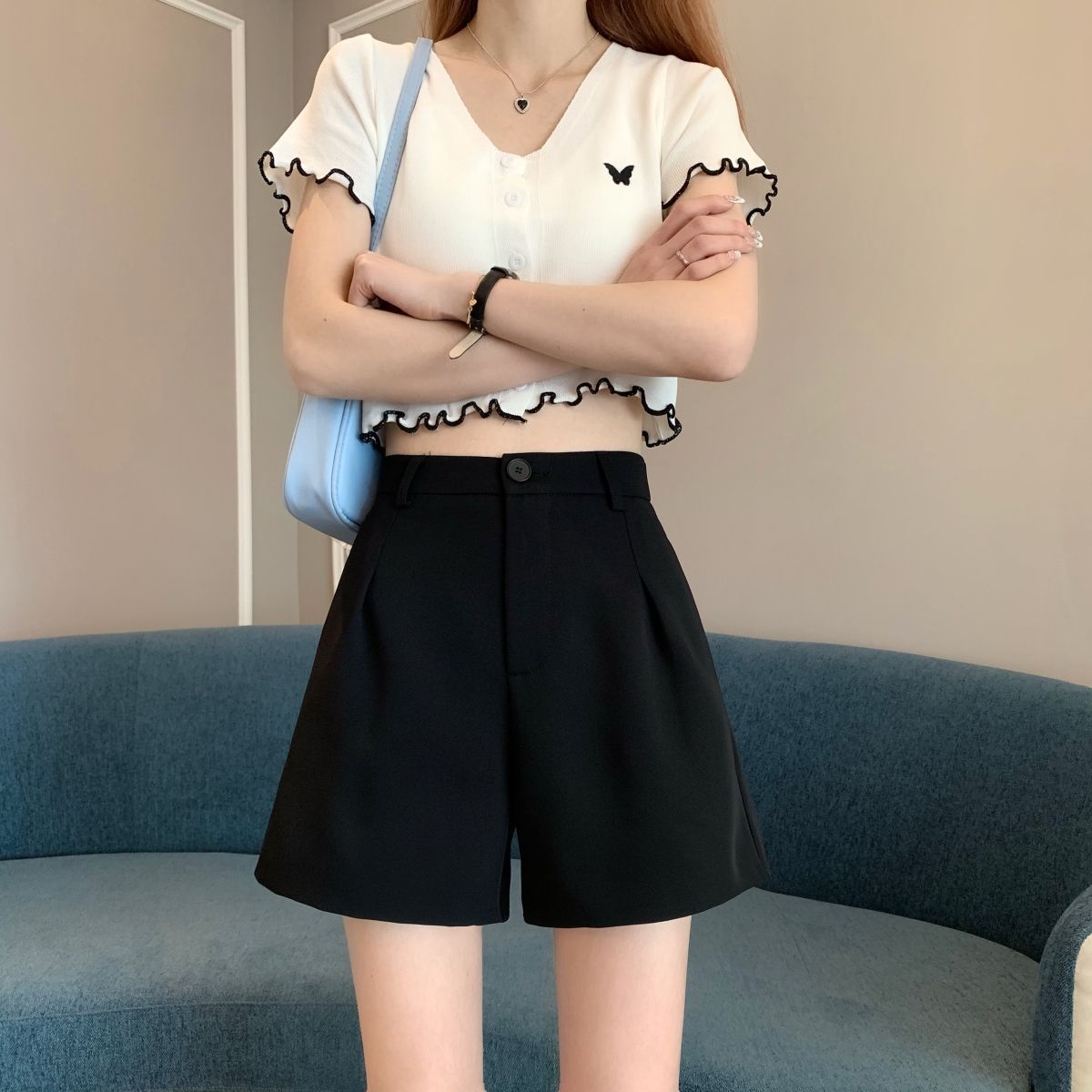 Black plus size shorts women's 2023 new high waist all-match A- line casual slimming solid color popular hot pants