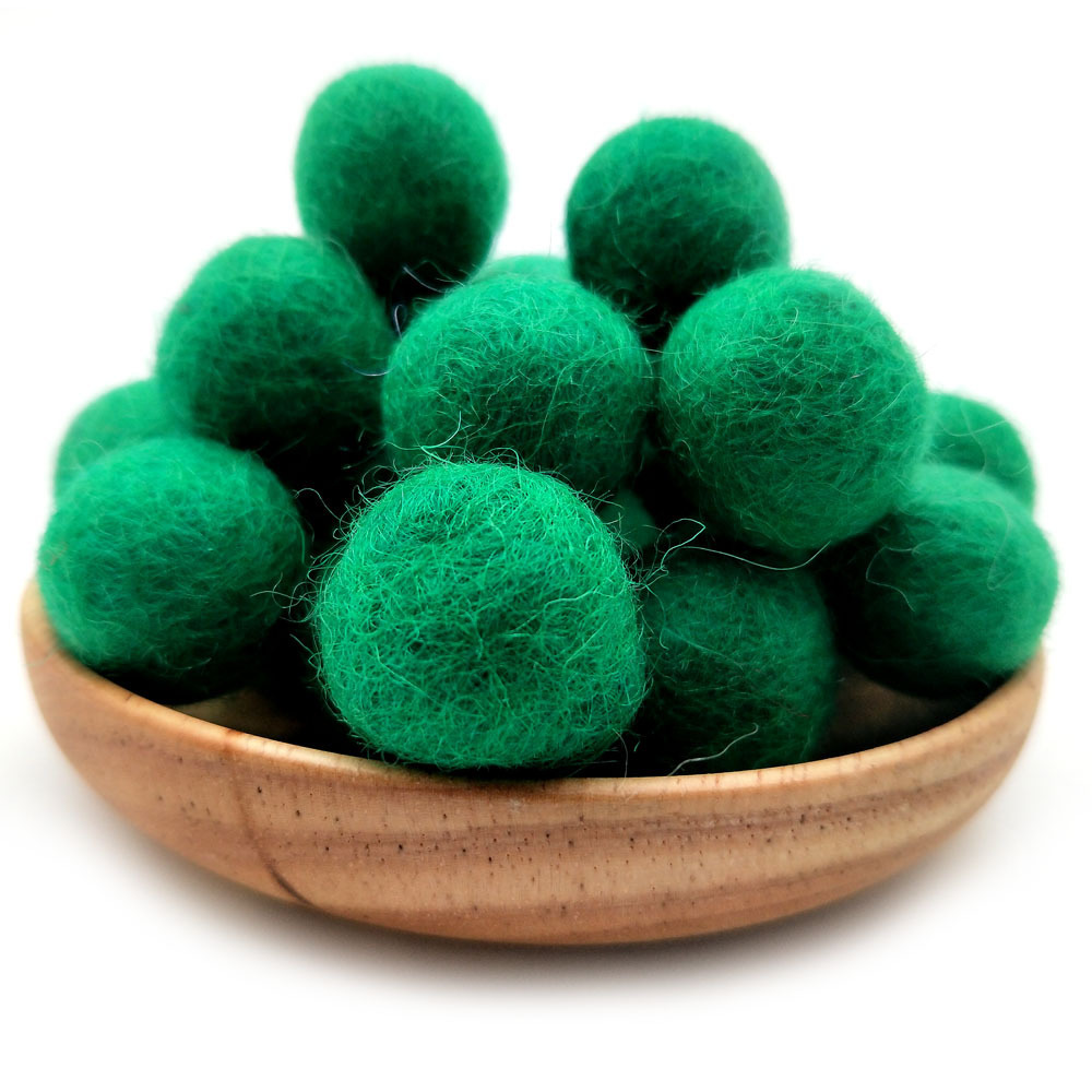 Picture of Cross-border in stock 2CM wool ball Christmas jewelry accessories Christmas diy colorful wool ball small wool ball pokes