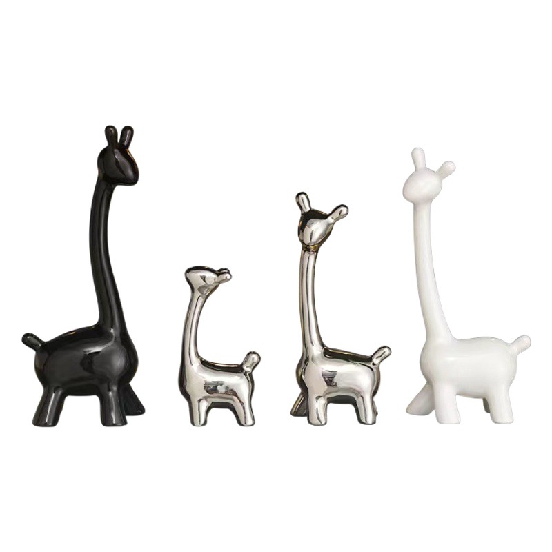 Porcelain Ornaments of a Family of Four Deer for the Entrance, Living Room Tv Cabinet, and Wine Cabinet Decoration
