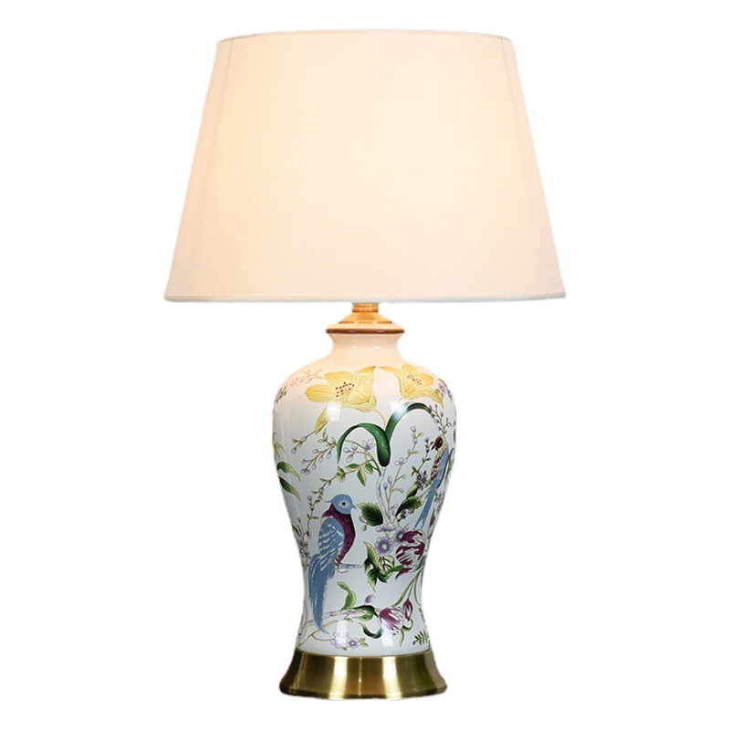 Wholesale American creative hand-painted table lamp American ceramic LED warm light fabric decorative table lamp a generation of hair