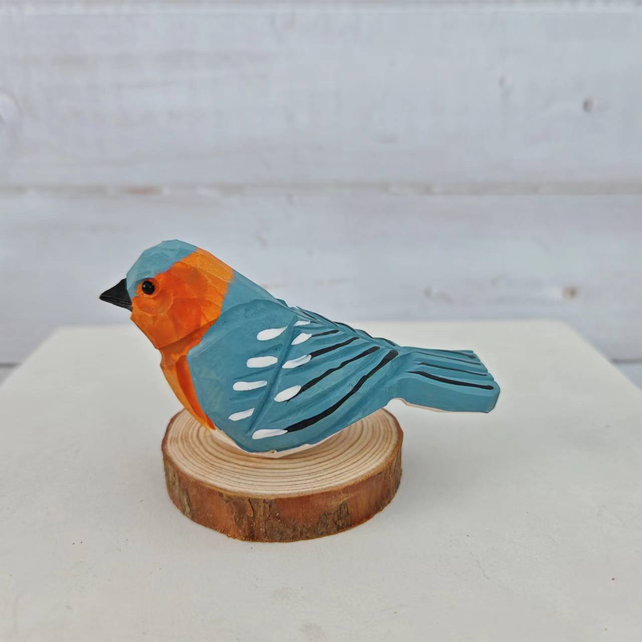 Picture of Bird Wood Carved Ornaments Cute Children's Toys Birthday Gift Hand Carved Colored Healing Desktop Ornaments Animals