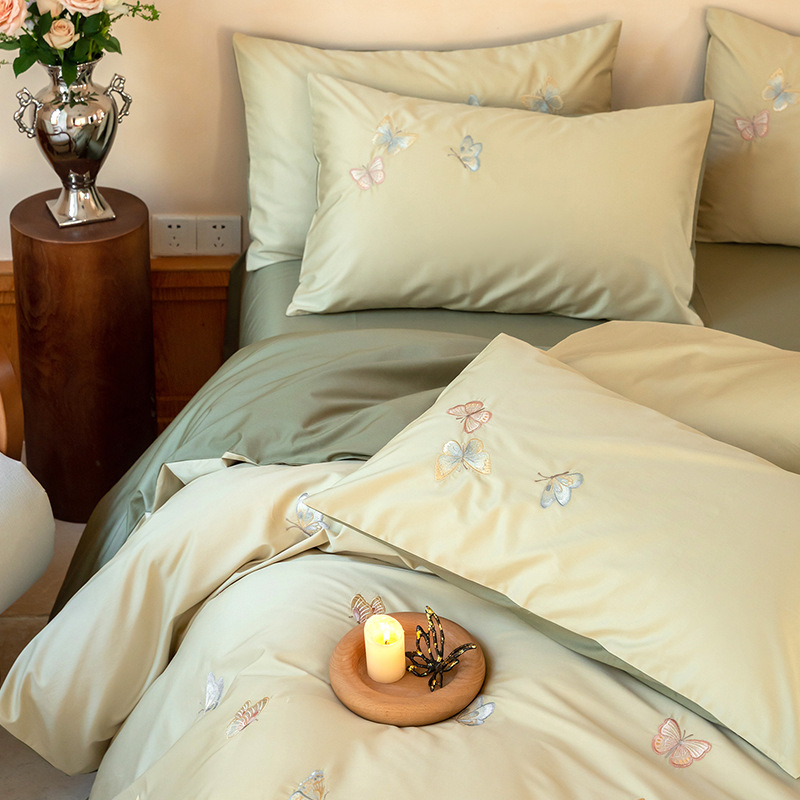 Advanced sense 100 long staple cotton bed set of three or four butterfly embroidered bed sheet quilt cover bedding 1.8m