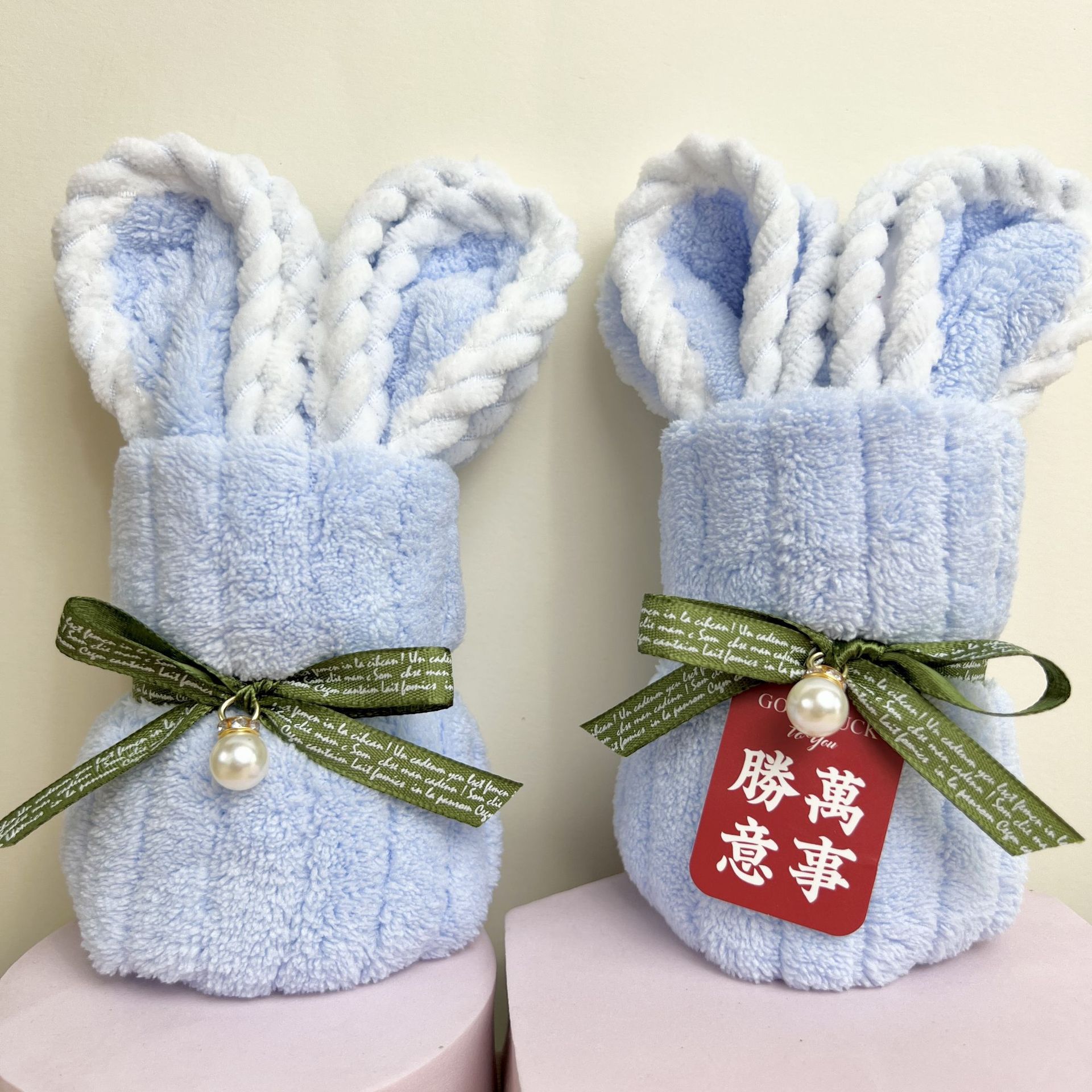Picture of Hand gift rabbit shape towel cute birthday gift wedding gift kindergarten opening creative small gift