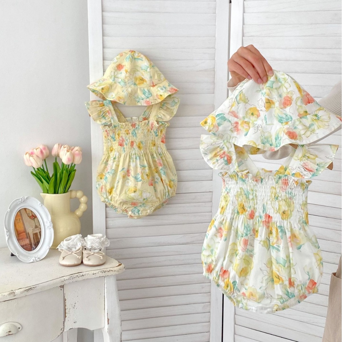 Ins2025 Baby Summer Clothes Small Fresh Flower Flying Sleeves Bag Fart Clothes Baby Girl Super Cute Triangle Jumpsuit Romper