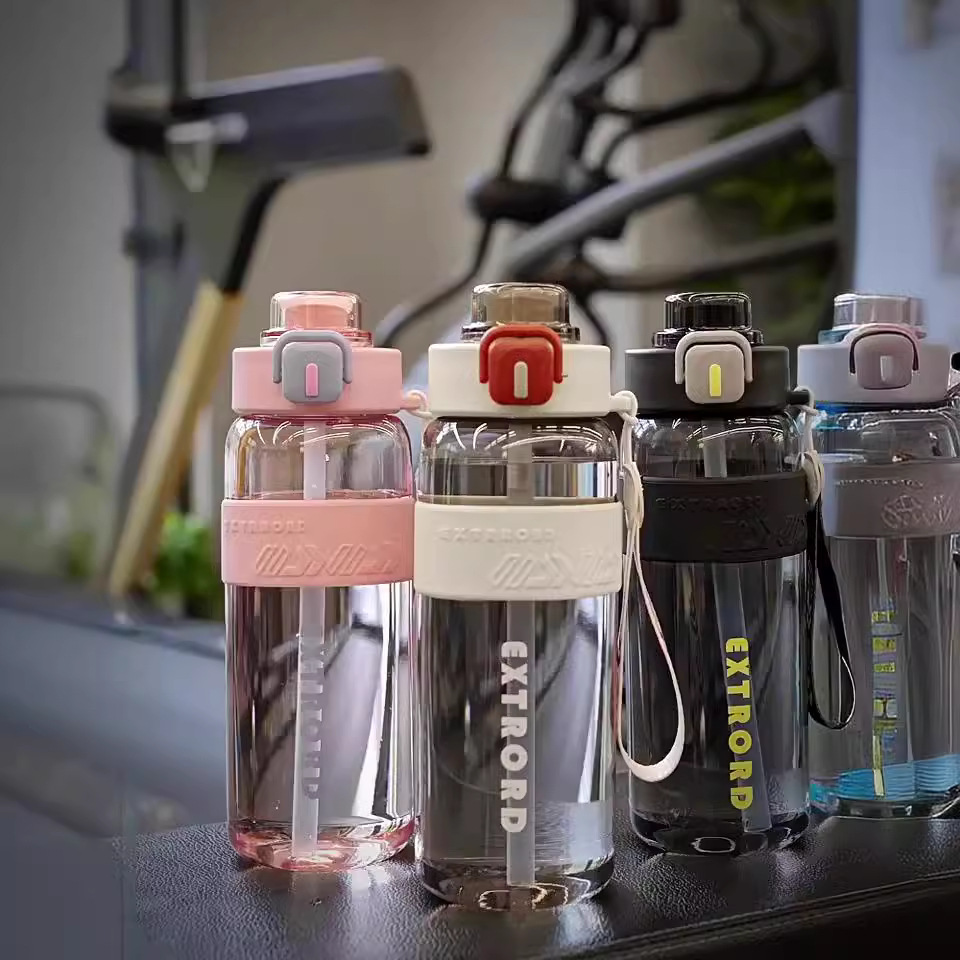Picture of Sports Water Cup, New Summer Portable High-Temperature-Resistant Fitness Bottle, Outdoor Large-Capacity Water Cup for Male and Female Students