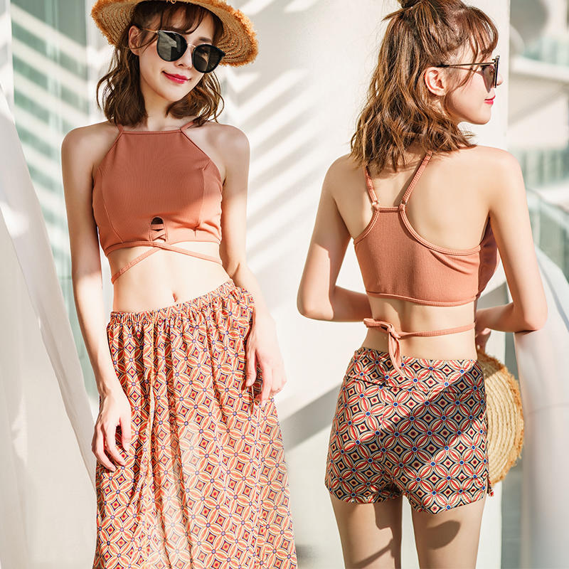 2025 New Internet Celebrity Hot Women's Three-Piece Swimsuit Korean Style Sexy Conservative Small Fragrance Boxer Spa Swimsuit