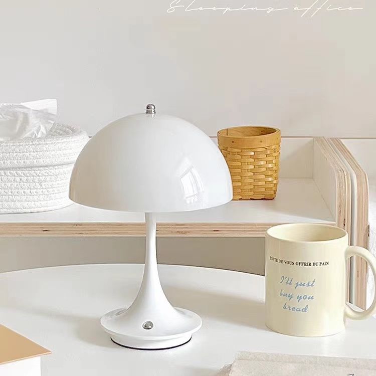 Korean-style minimalist jellyfish desk lamp, wireless bedside lamp, bedroom rechargeable night lamp, mushroom lamp, cozy study room decorative lamp factory