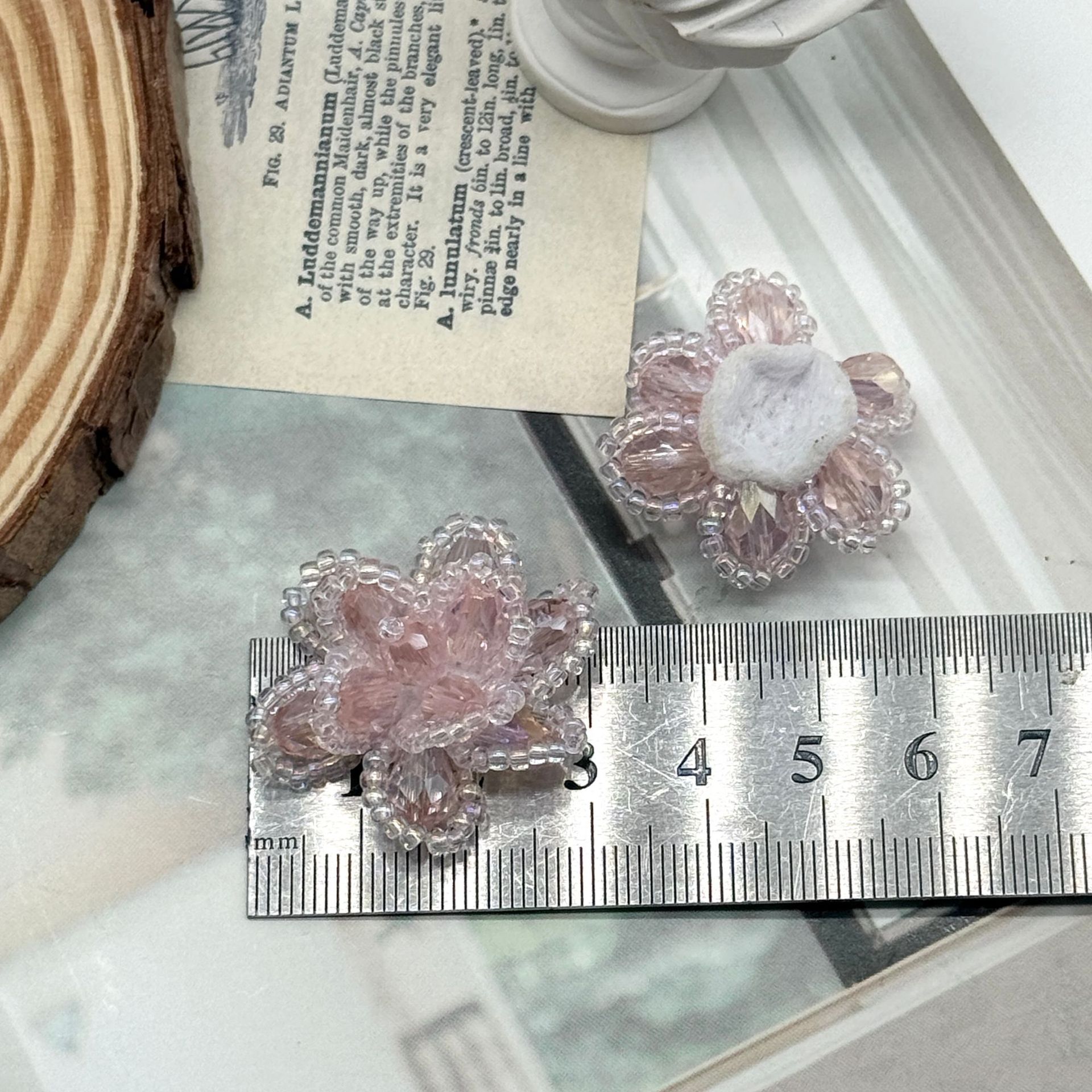 Picture of New stained glass flower bead string handmade DIY woven shoes, hats, bags, hanging accessories, clothing, accessories