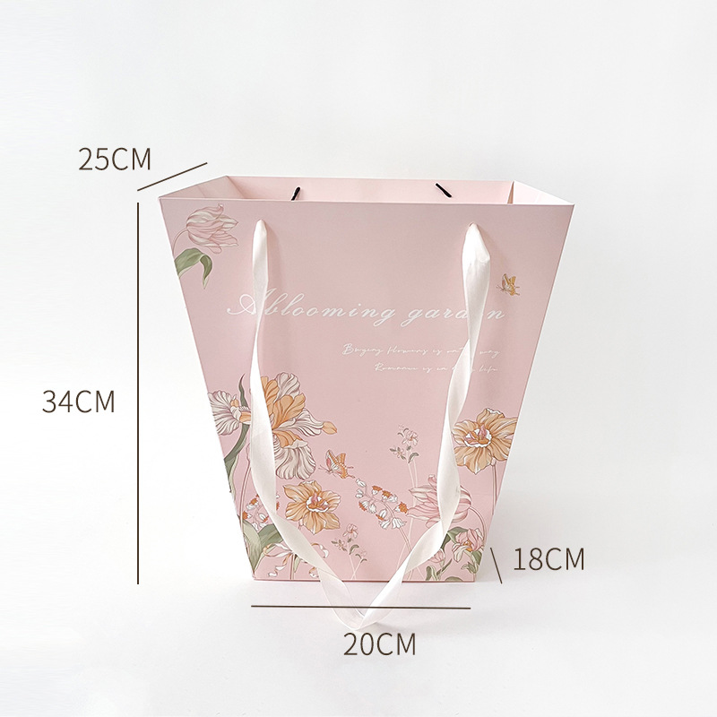 Picture of Qixi Love in the Flowers Trapezoidal Bouquet Bag Flower Packaging Materials Paper Bag Small Fresh Handbag Spot Wholesale