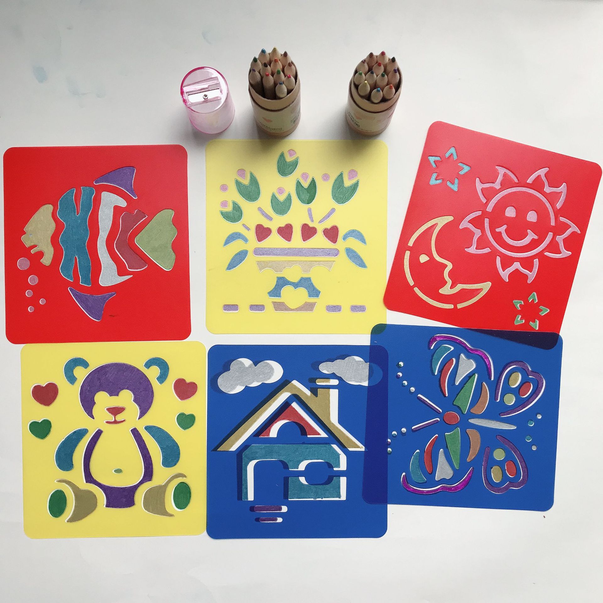 PP color painting template PET animal hollow plastic template children copy board DIY hand-painted template