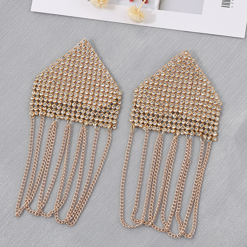 Picture of Chest Chain, High-End Accessories for Women with Big Breasts, Pure Lust Style, Square Flash Diamond Aluminum Chain, Invisible Nipple Patch, Anti-Bulge Breast Ornament Hanging Chain