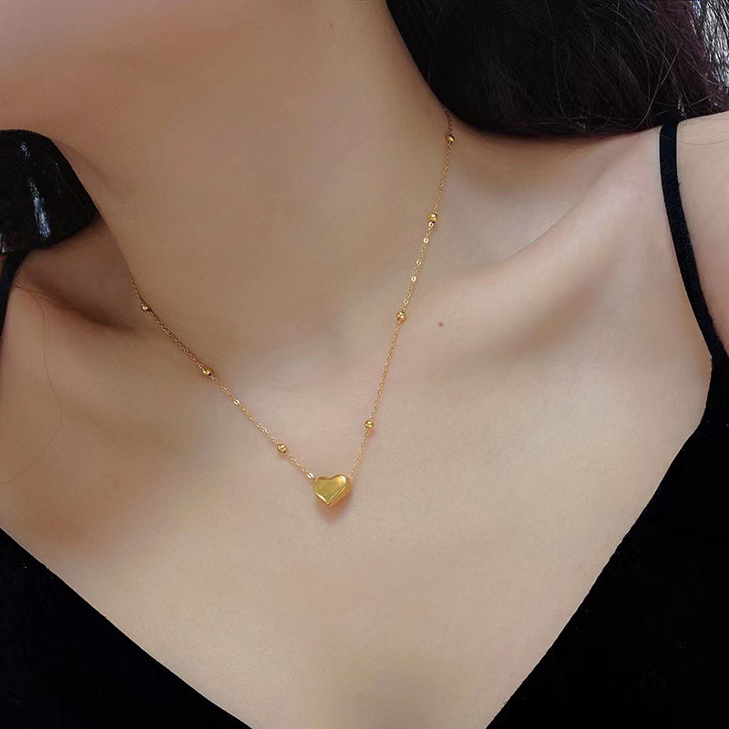 Love titanium steel necklace female niche design ins clavicle chain anti-fading bath Korean clavicle chain temperament all-match