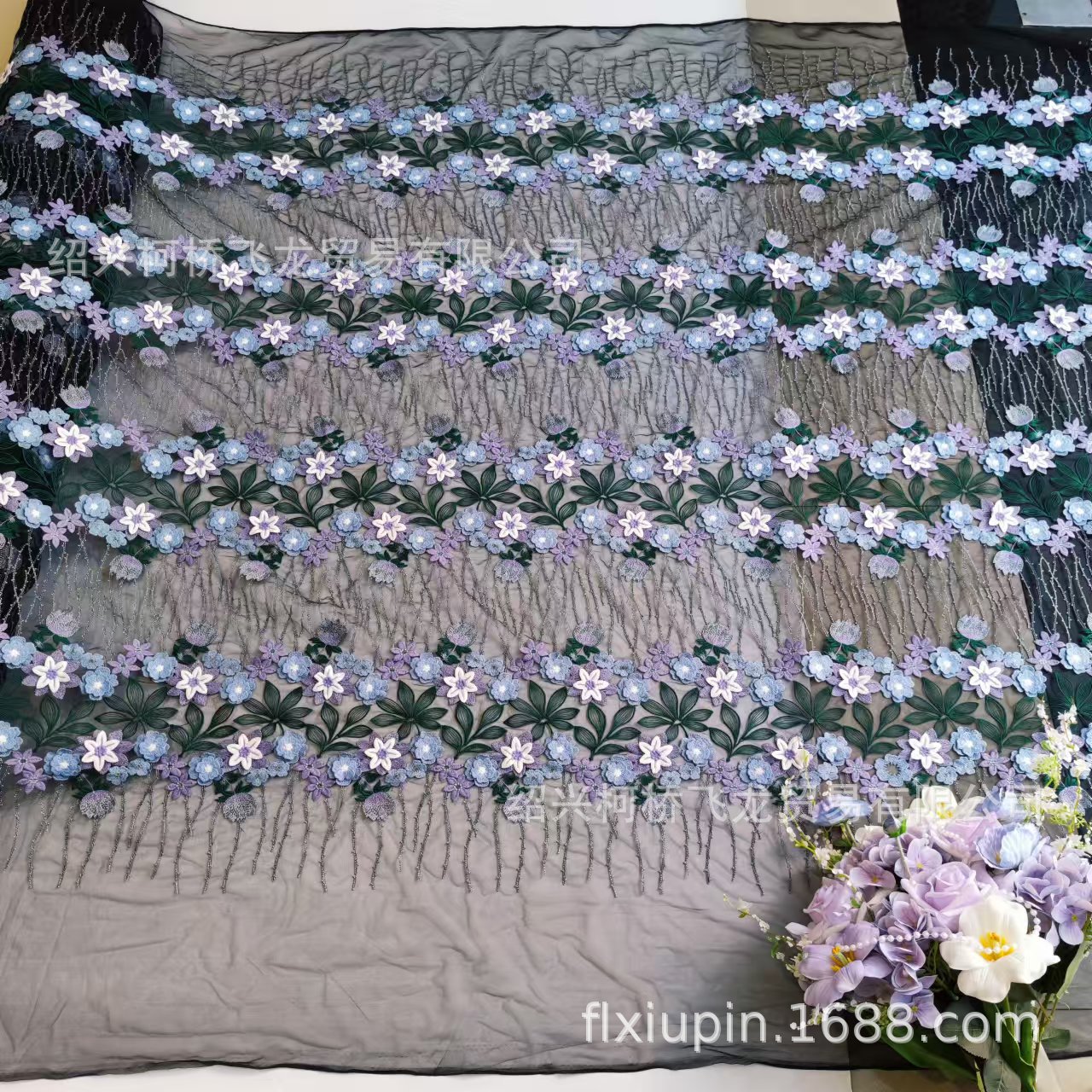 Stereoscopic Mesh Embroidered Fabric 3D Hand-Made Flower Embroidery High-Set Wedding Dress Show