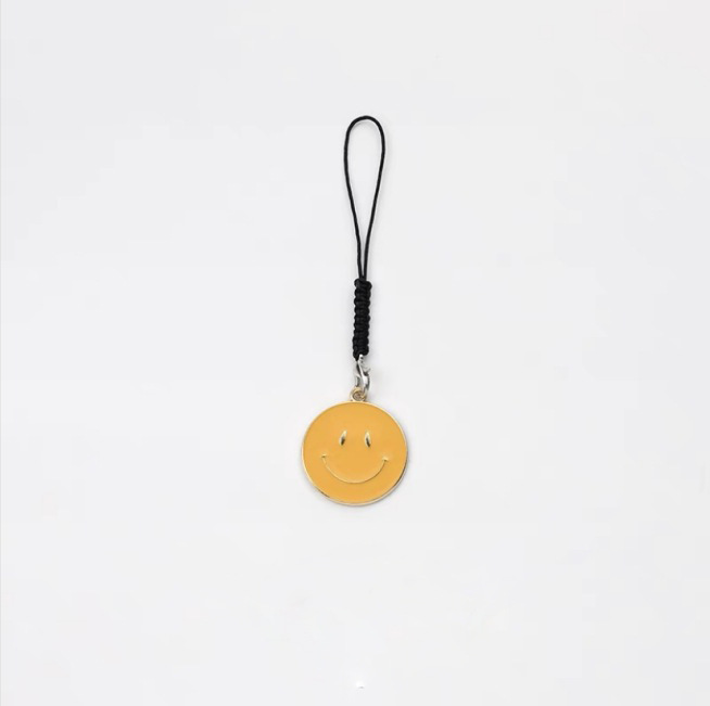 Picture of Cross-border e-commerce alloy color dripping smiley face keychain electroplated gold irregular expression bag pendant accessories