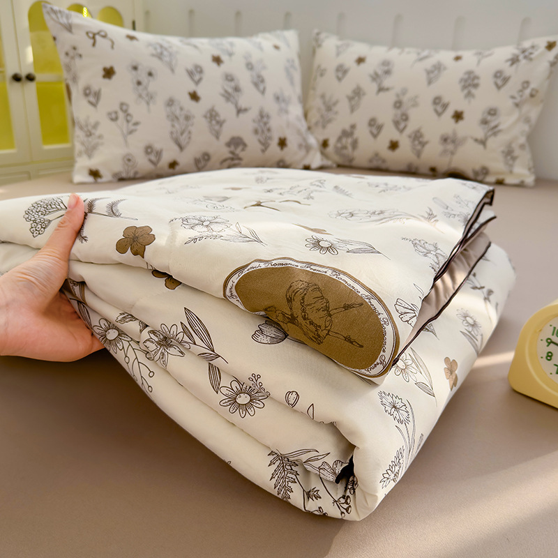 Picture of ClAss A WAshed Cotton Summer Cool Quilt ins Style Summer Soy Fiber Summer Quilt MAchine WAshAble Skin-friendly Air-conditioned Quilt WholesAle Group PurchAse