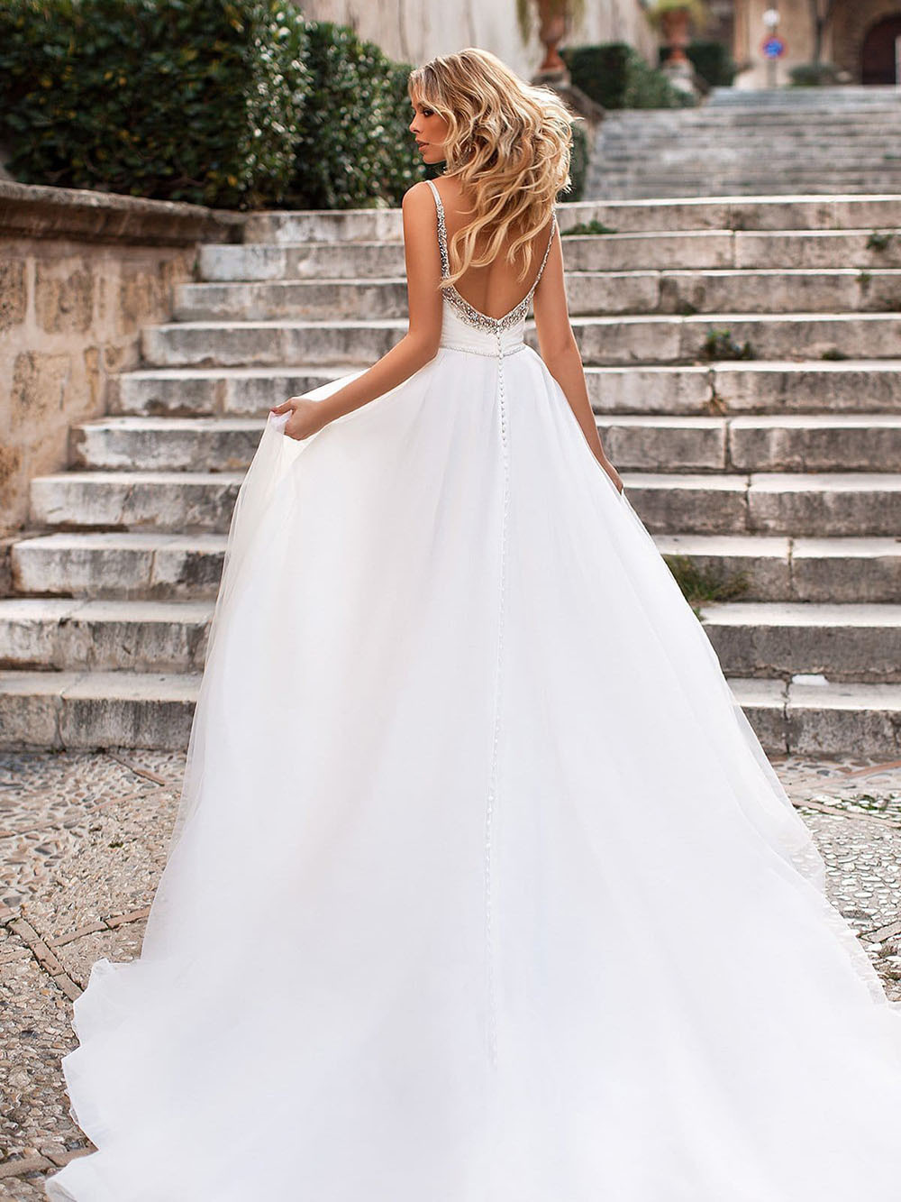 Picture of Cross-border Hot-selling Light Gauze Out-door Gauze Bridesmaid's Dress Small High Waist Trailing Sling Dress Performance Dress Daily Skirt