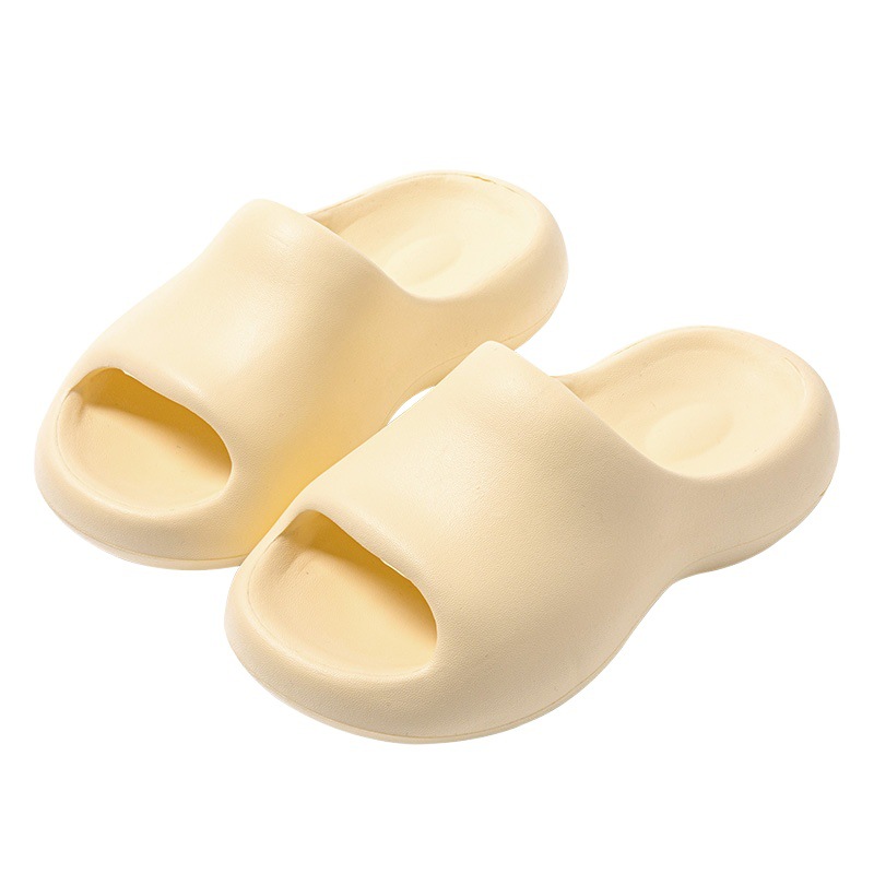New Style Home Slippers with a Soft Feel for Women, Suitable for Outdoor Wear in Summer, Soft-Soled, Non-Slip, Thick-Soled Eva Sandals for Home Bathroom Use, Also Suitable for Men