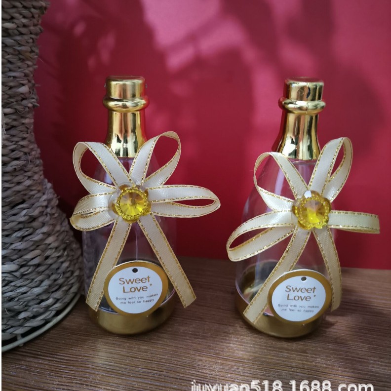 Picture of Creative transparent wine bottle champagne bottle candy box companion gift box new wedding candy box New
