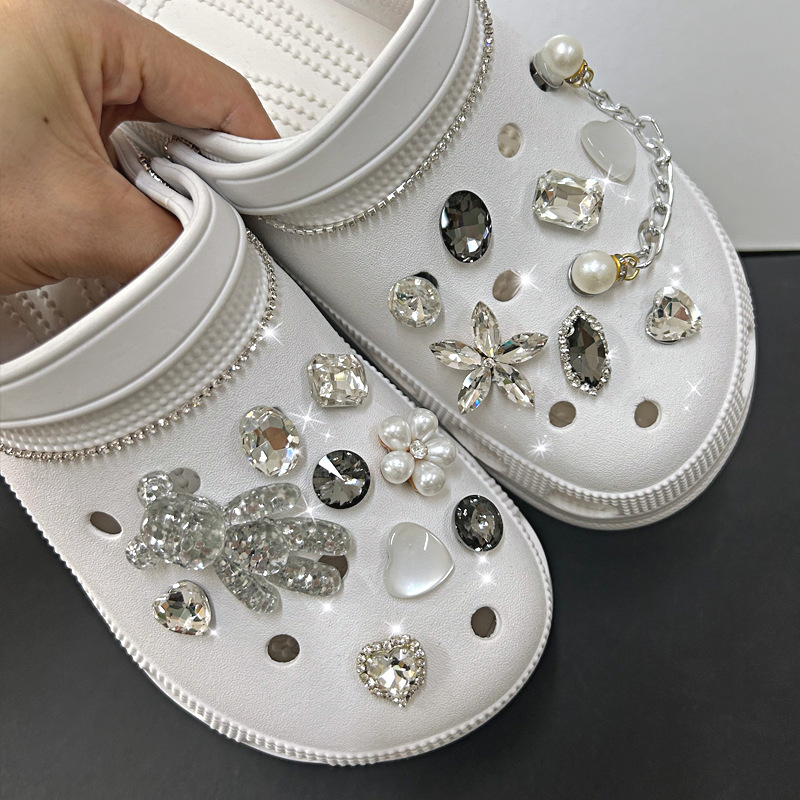 [sticky good delivery] new hole shoes accessories buckle shoes flower shoe buckle shoes rhinestone suit wholesale diy