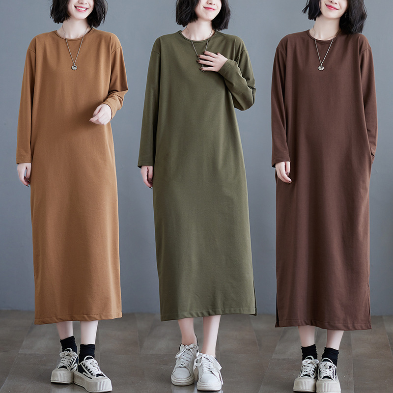 Real shot 2022 autumn and winter New Fashion temperament round neck loose slimming dress women