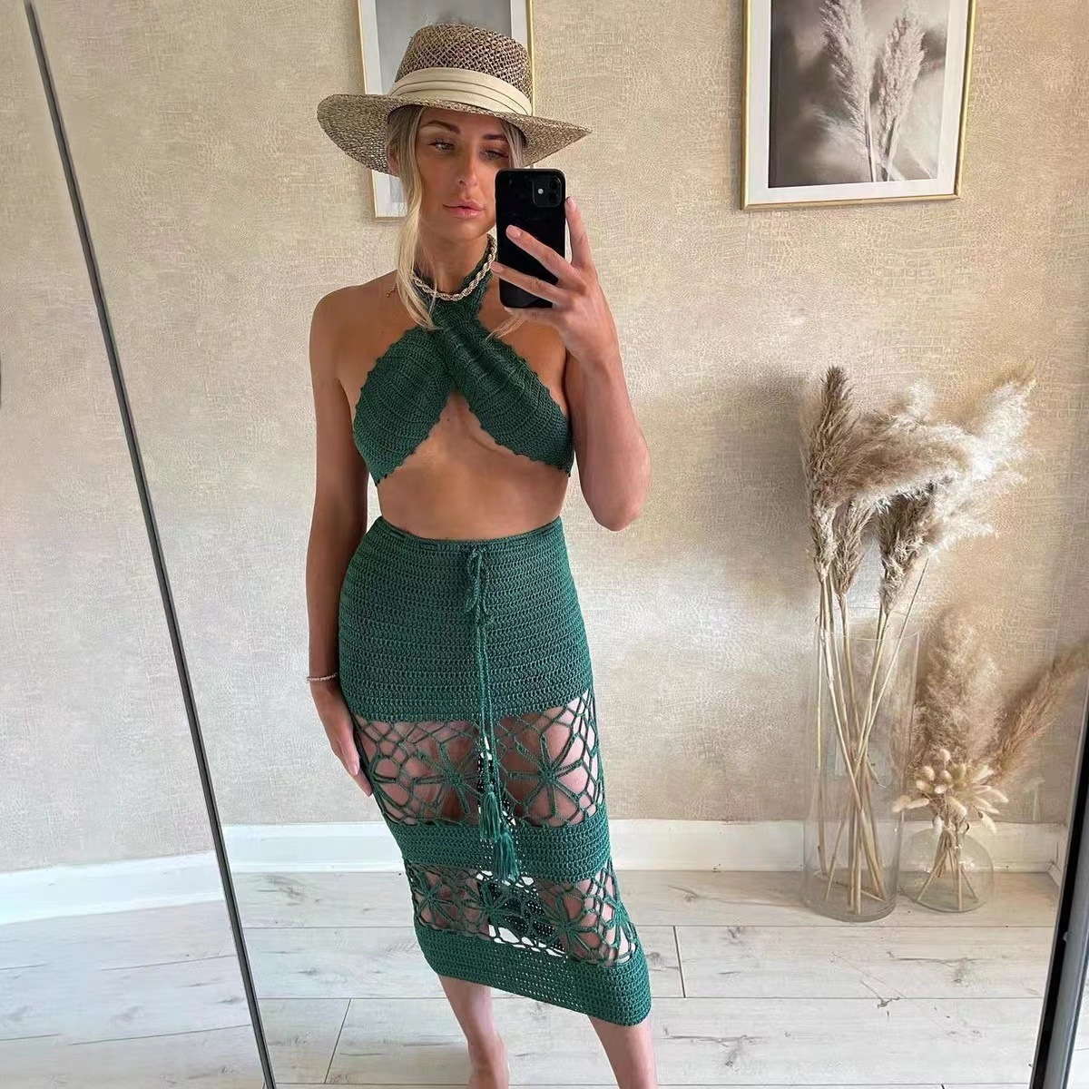 2023 Amazon AliExpress cross-border skirt set knitted hollow halter navel-exposed all-match vest crocheted two-piece set