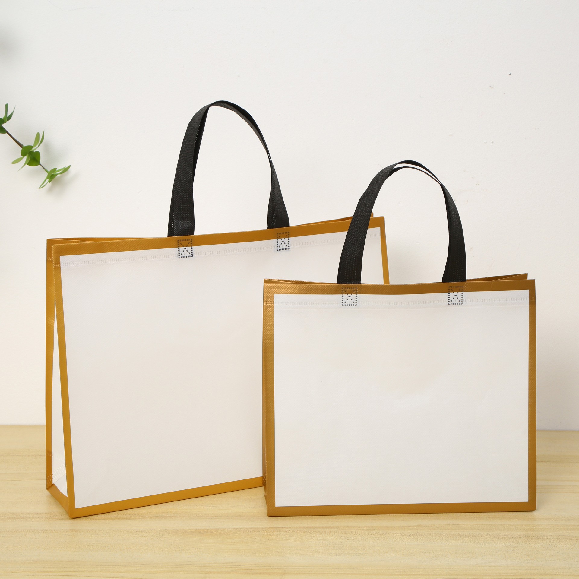 Picture of Non-Woven Handbags, Clothing Store Bags, Custom-Made Boys' and Girls' Clothing Shopping Bags, Coat Gift Bags, Custom-Made