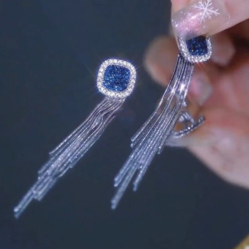 Picture of 2023 new fashion popular tassel earrings South Korea elegant Internet celebrity high-grade long silver needle earrings earrings for women