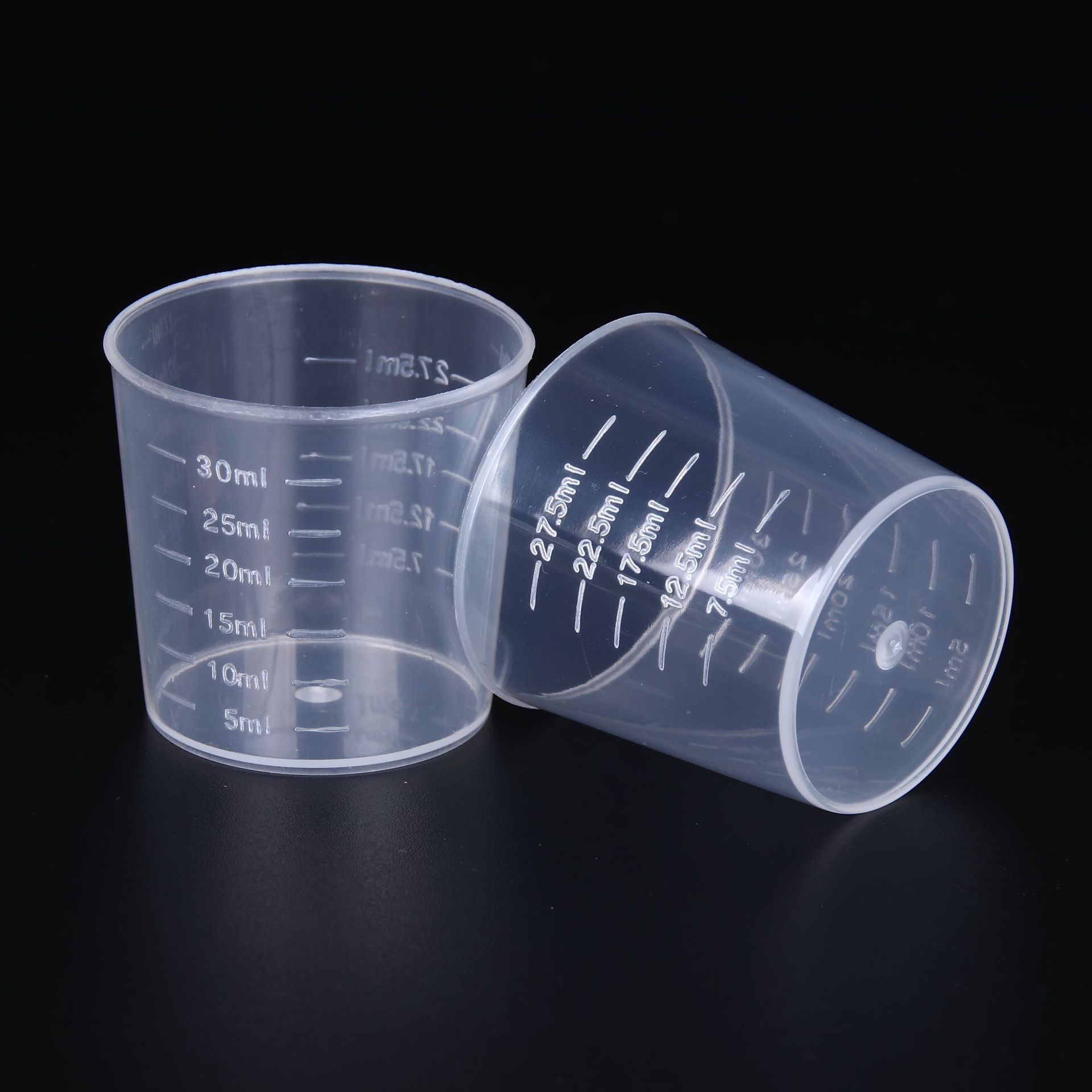 Manufacturer 30ML plastic measuring cup plastic measuring cylinder small measuring cup 30ML measuring cup laboratory ware 25ml