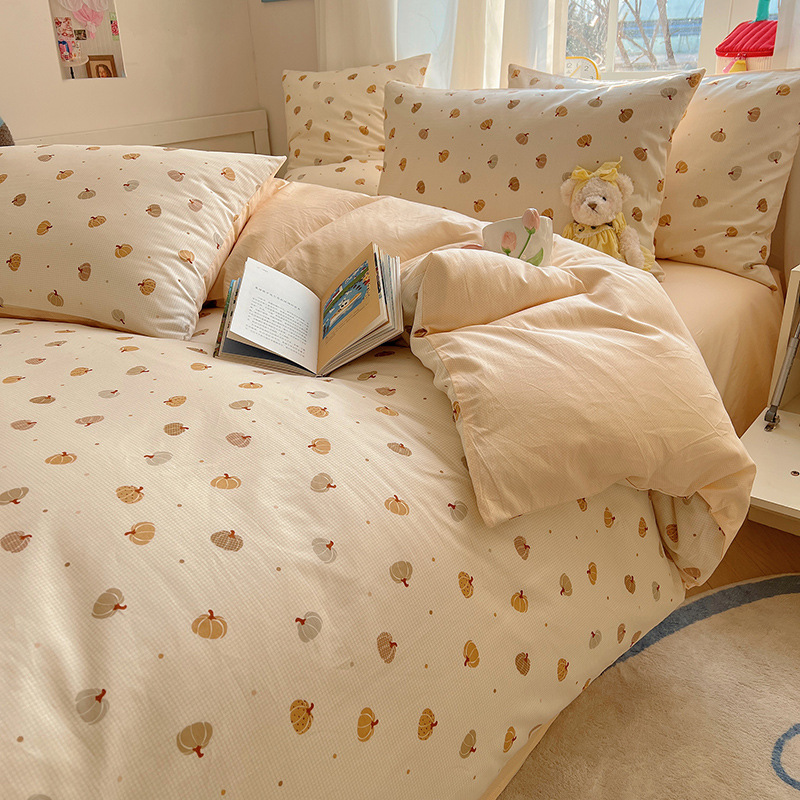 Picture of 2025 New Spring & Fall 60 Small Floral Cotton Four-Piece Set Ins Style Pure Cotton Dormitory Bed Bed Sheets Quilt Cover Three-Piece Set
