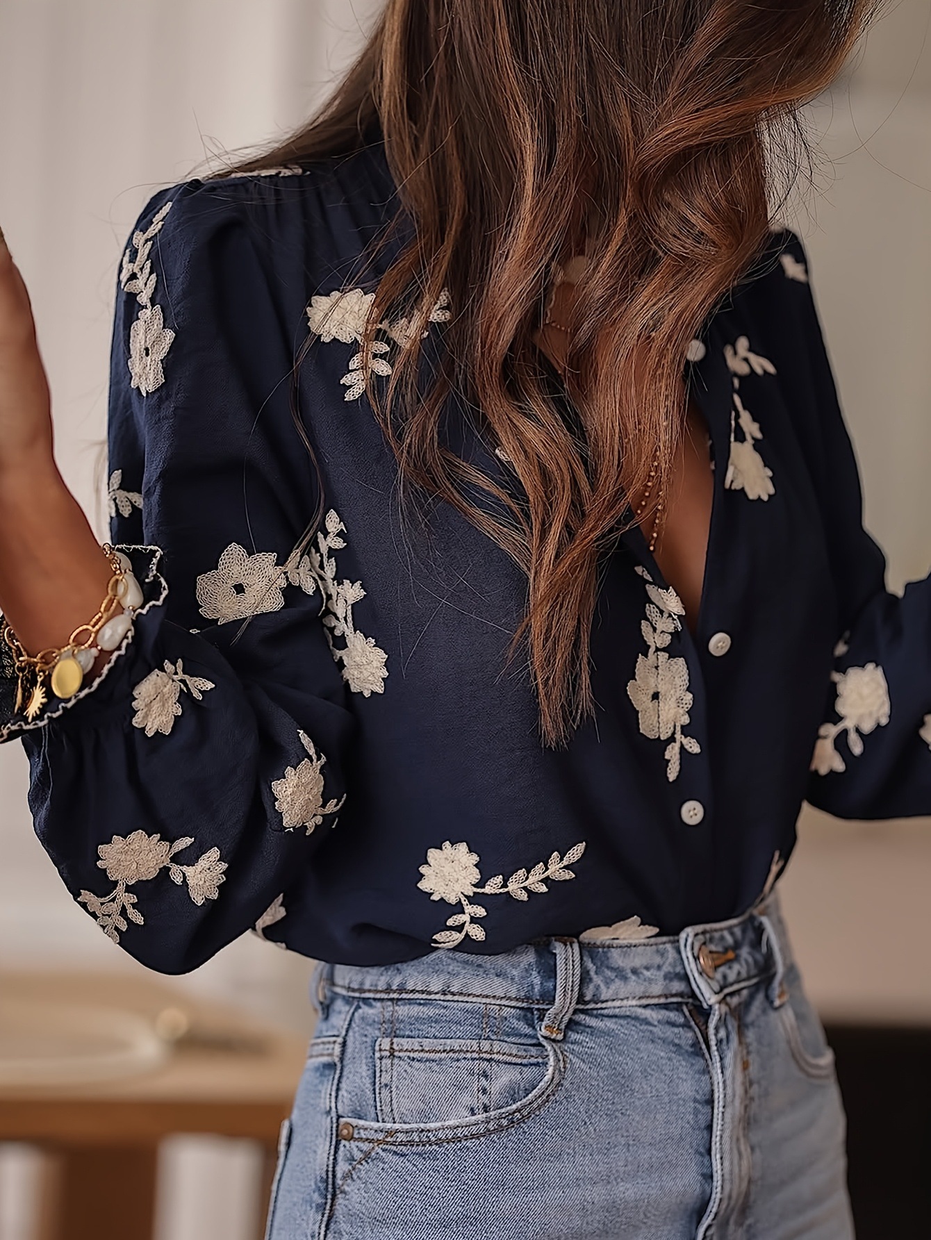 Picture of 2025 Autumn and Winter European and American Export Cross-Border Women's Clothing Amazon Popular Long-Sleeved Printed Tops Lapel Lantern Sleeve Shirts
