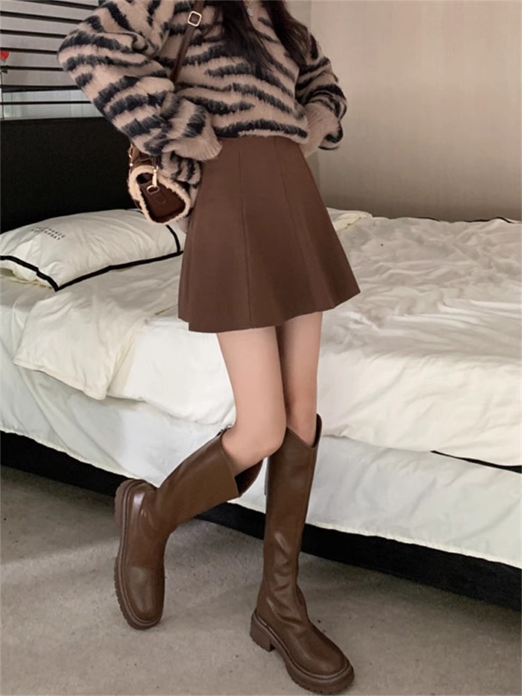 plus size brown Woolen Skirt Women's Autumn 2024 A- Shaped Skirt Hip Covering Umbrella Skirt High Waist Pleated Skirt