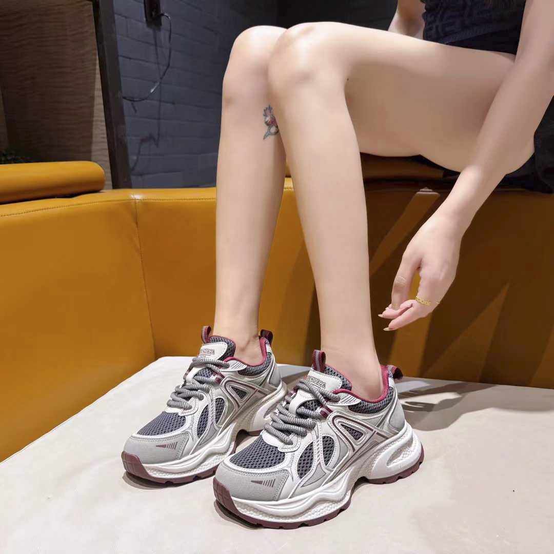 Picture of Cross-border leather platform Forrest Gump women's 2025 autumn new sports shoes women's height increase casual and versatile women