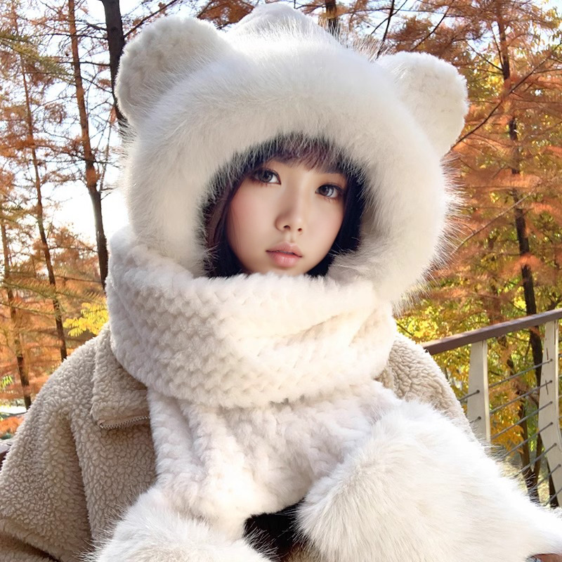 Picture of Cute Bear Hat Gloves Three-in-One Scarf Plush Hat Winter Riding Women's Easy Outdoor High-Level Warm Hat
