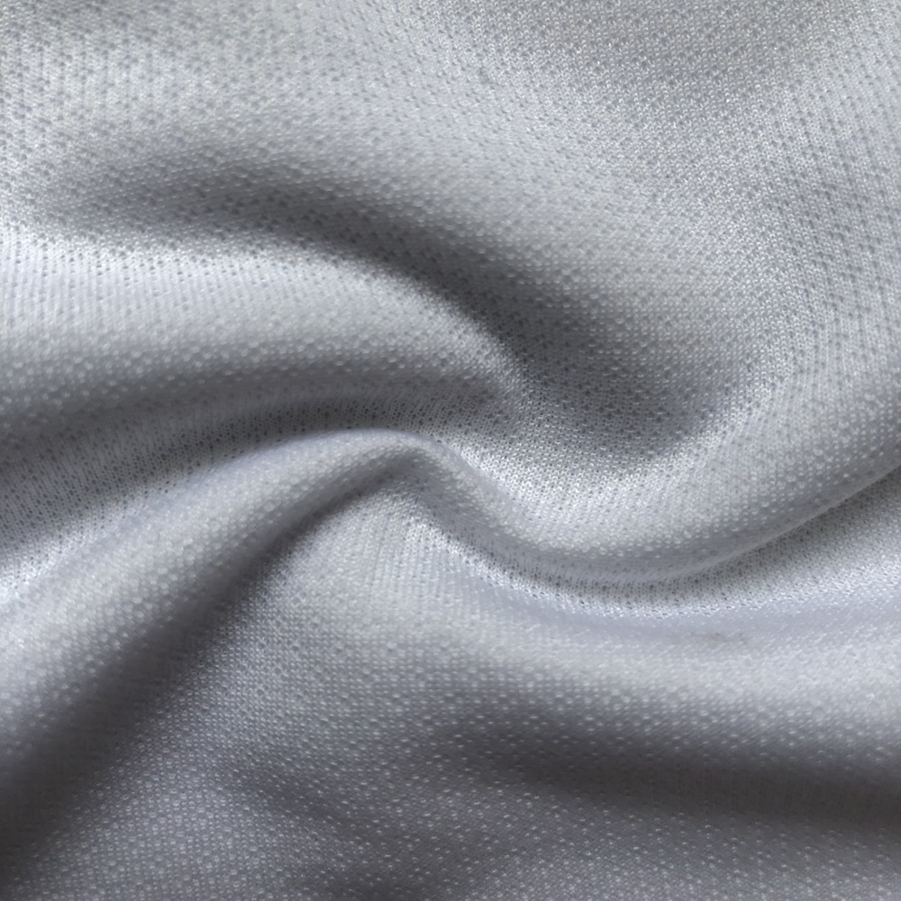 Hot New Quick-Drying Grug Mesh Eyes All Polyester Knitted Grug Needle Eyes Cloth Sports Outdoor T-shirt Fabric