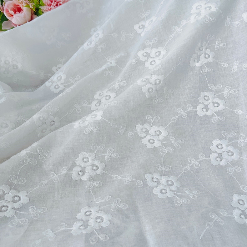Wholesale Spot Cotton Water-Soluble Lace Embroidered Fabric Soft White Cotton Embroidered Clothing Lace Fabric