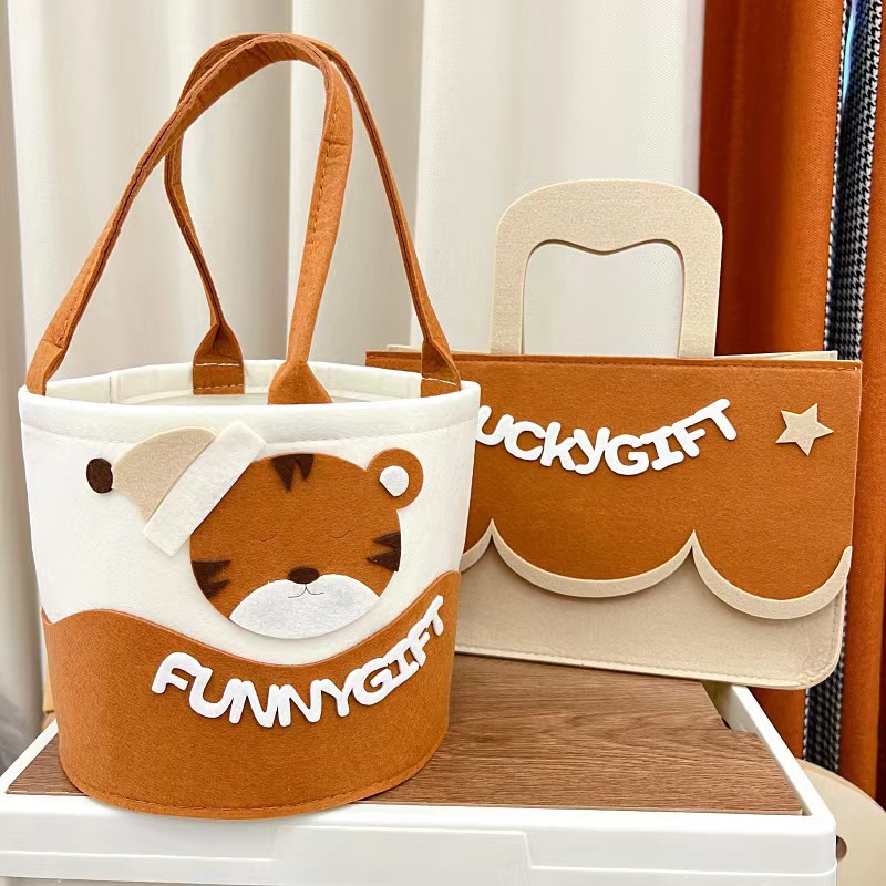 Felt bag gift bag New Cartoon Square hand gift bag baby one month birthday 100 days gift bag storage bucket