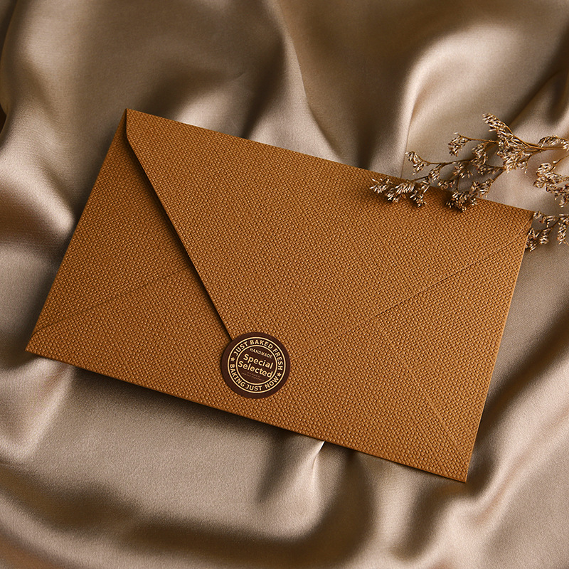 Picture of Linen Envelope Letter Paper Set Retro Love Letter Chinese Style Cowhide Special Paper Invitation Postcard Fire Paint Envelope