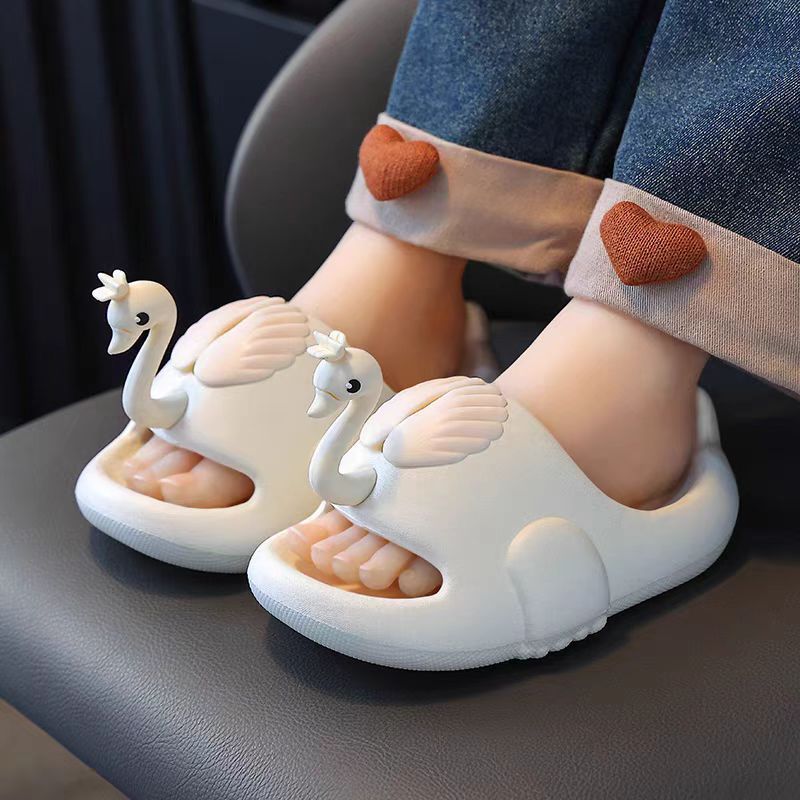 25 New Girls Slippers Eva Cartoon Cute Little Swan Baby Children's Non-Slip Indoor Slippers Sandals