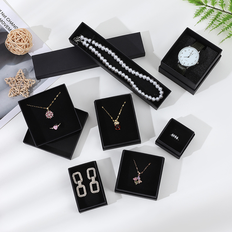 Manufacturer Sells Jewelry Packaging Boxes, Black Kraft Paper Rings, Earrings, Bracelets, Necklaces, Jewelry Boxes, Ready for Sale Wholesale