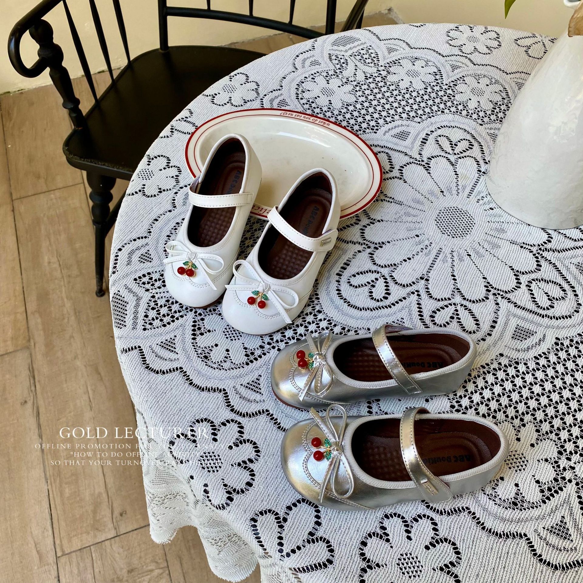 Girls' small leather shoes 2025 autumn new children's sweet cherry princess shoes girls' baby bow soft-soled shoes
