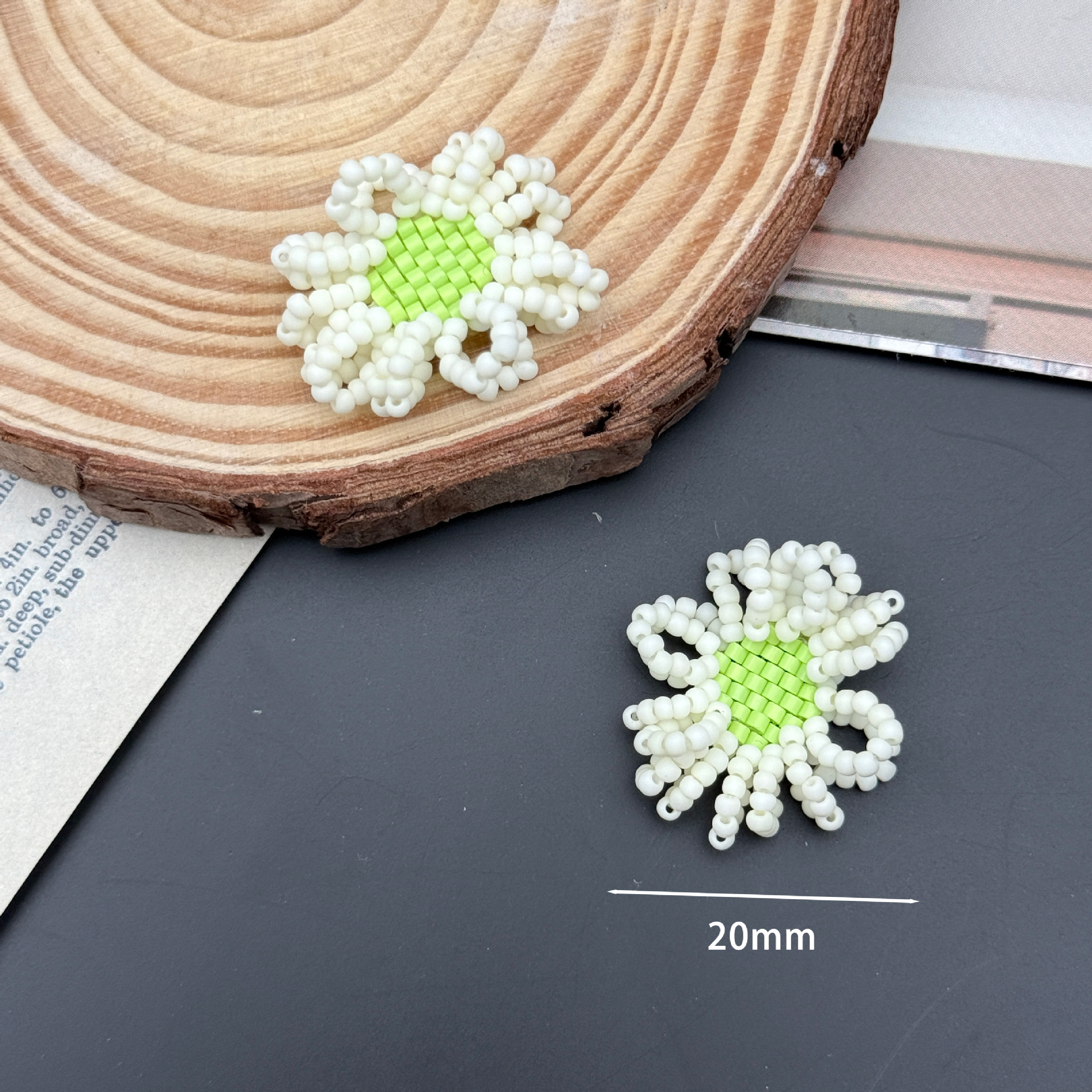 Picture of Small fresh daisy flower DIY hand-woven beaded hairpin hair ornament earrings material accessories