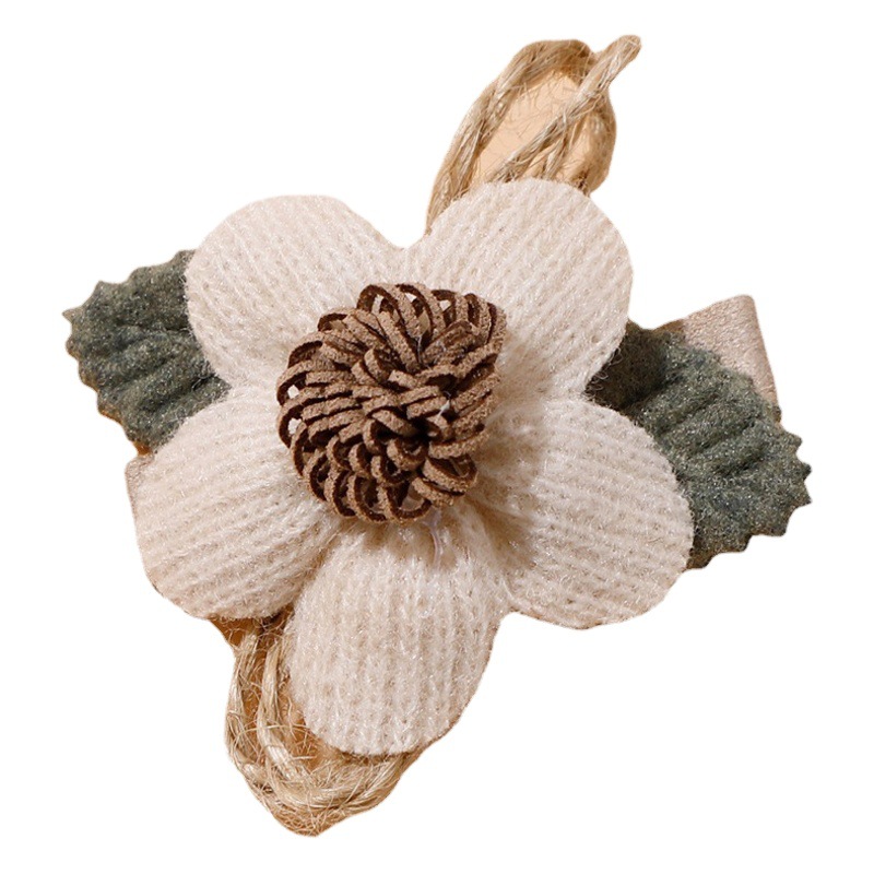 Cross-border Europe and the United States spring new children's hair accessories baby imitation flowers double leaf BB clip baby side hair clip
