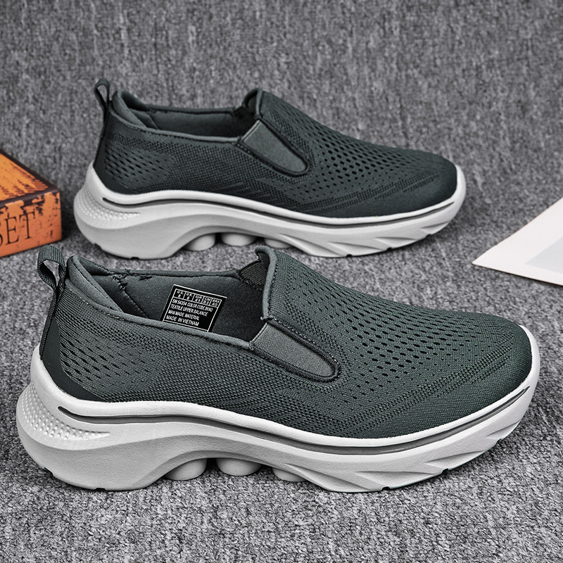 Autumn New plus size Men's Shoes Slip-on Shoes for the Elderly Middle-aged Walking Shoes Sports Break
