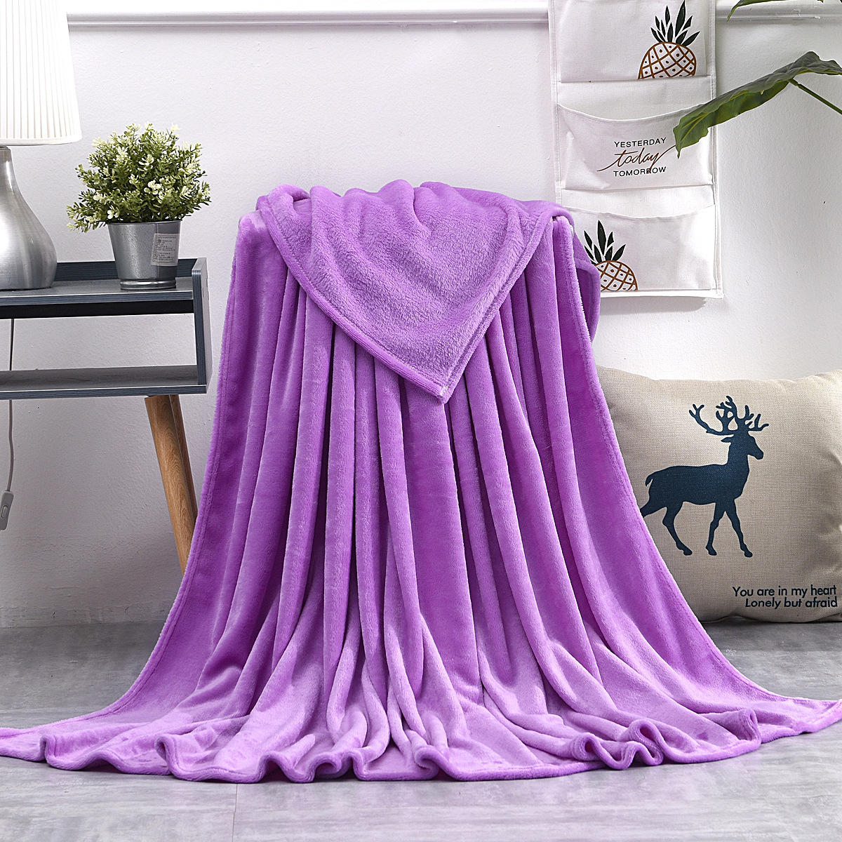 Picture of Solid color flannel blanket coral fleece pet blanket cross-border flannel blanket gift velvet nap blanket wholesale