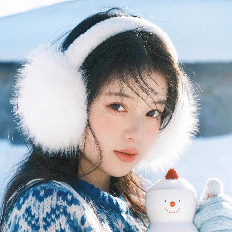 Picture of Northeast Tourism Plush Earmuffs Women's Winter Cute White Warm Anti-freeze Warm Ear Cover Ear Cover All-match Ear Cover
