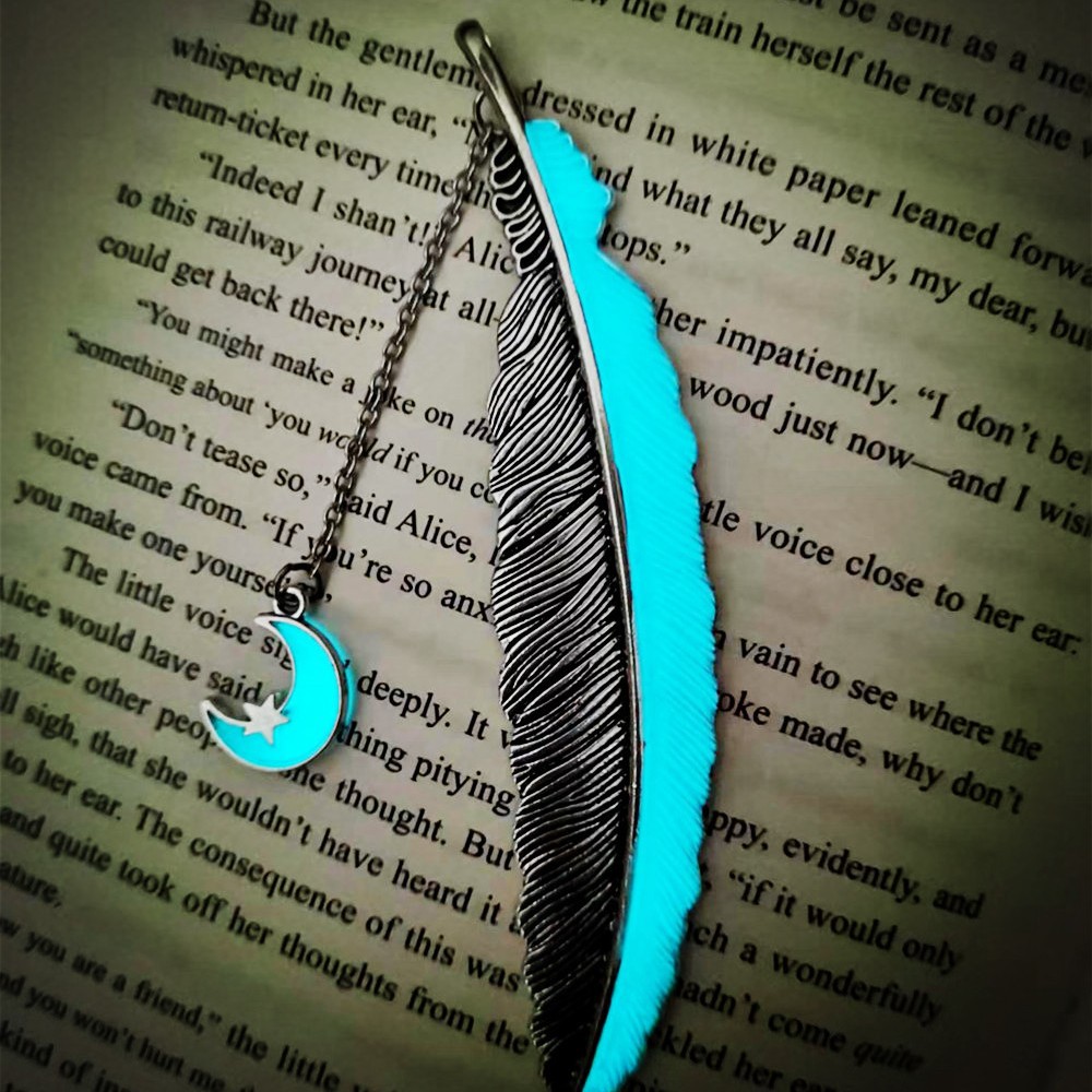 Luminous Bookmark Moon Star Bookmark Retro Fluorescent Bookmark Luminous Metal Bookmark Fluorescent Bookmark