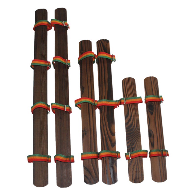 Together in the same boat props three people four people wooden shoes work together Board race walking game board shoes two people three feet