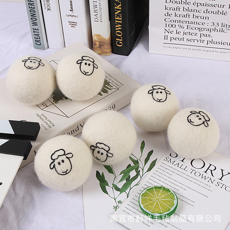 Cross-border wholesale complete specifications wool drying ball durable felt ball moisture absorbent wool drying ball