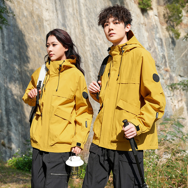 2025 Spring and Autum Outdoor Windproof and Waterproof Thin Jacket for Men and Women, Single-Charge Couple Style Splicing Jacket